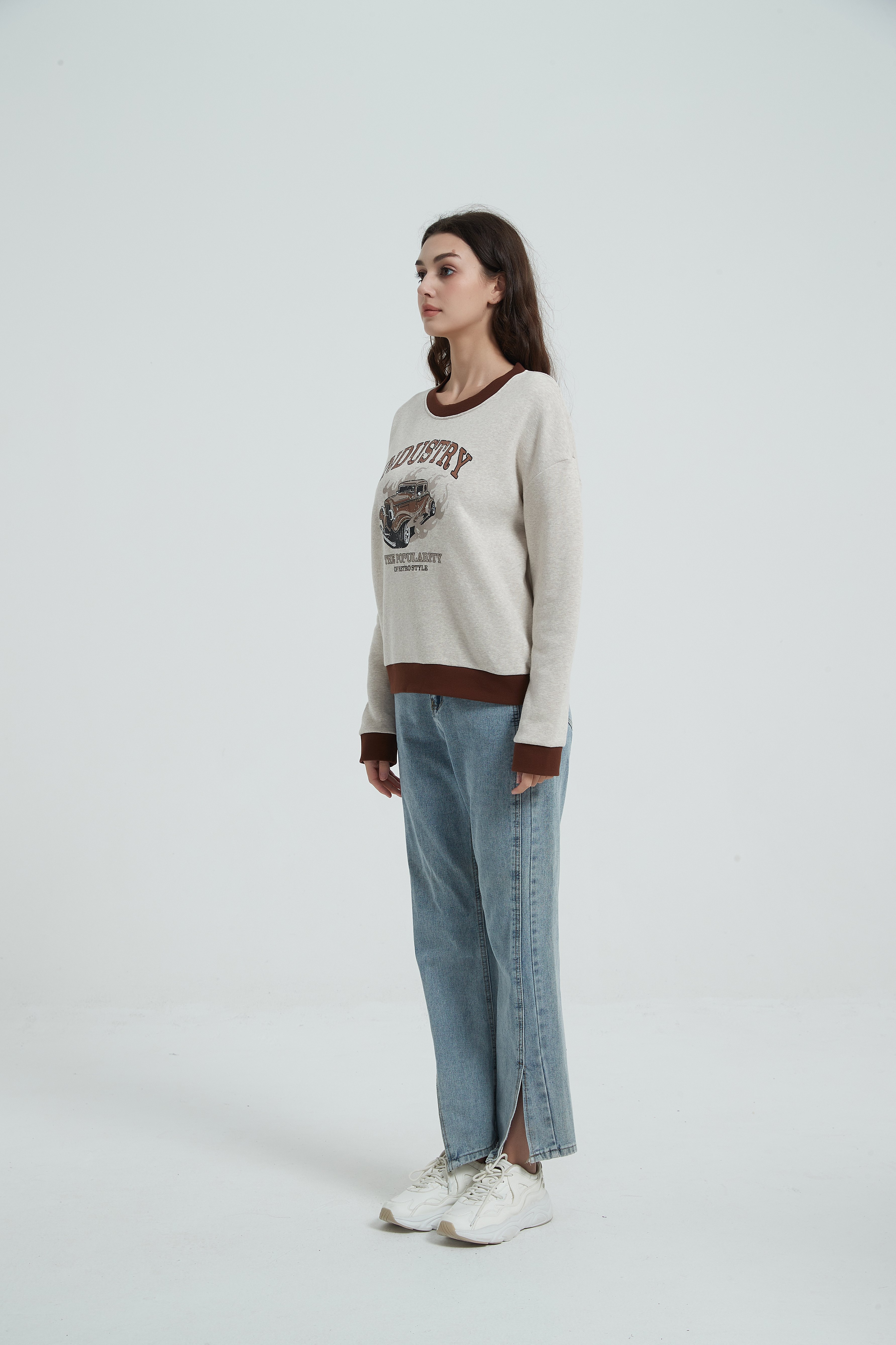 Ladies' Sweatshirt-white