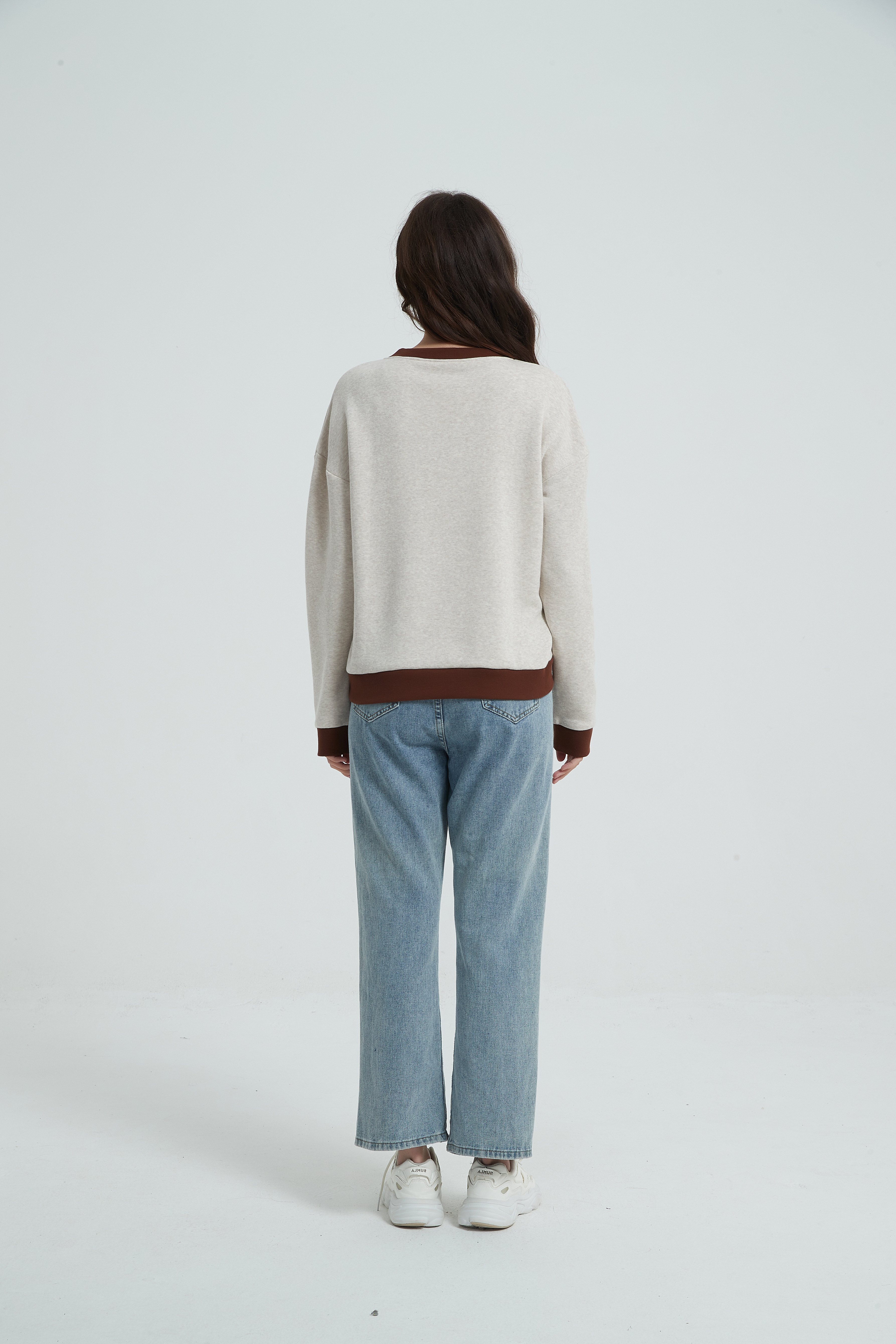 Ladies' Sweatshirt-white
