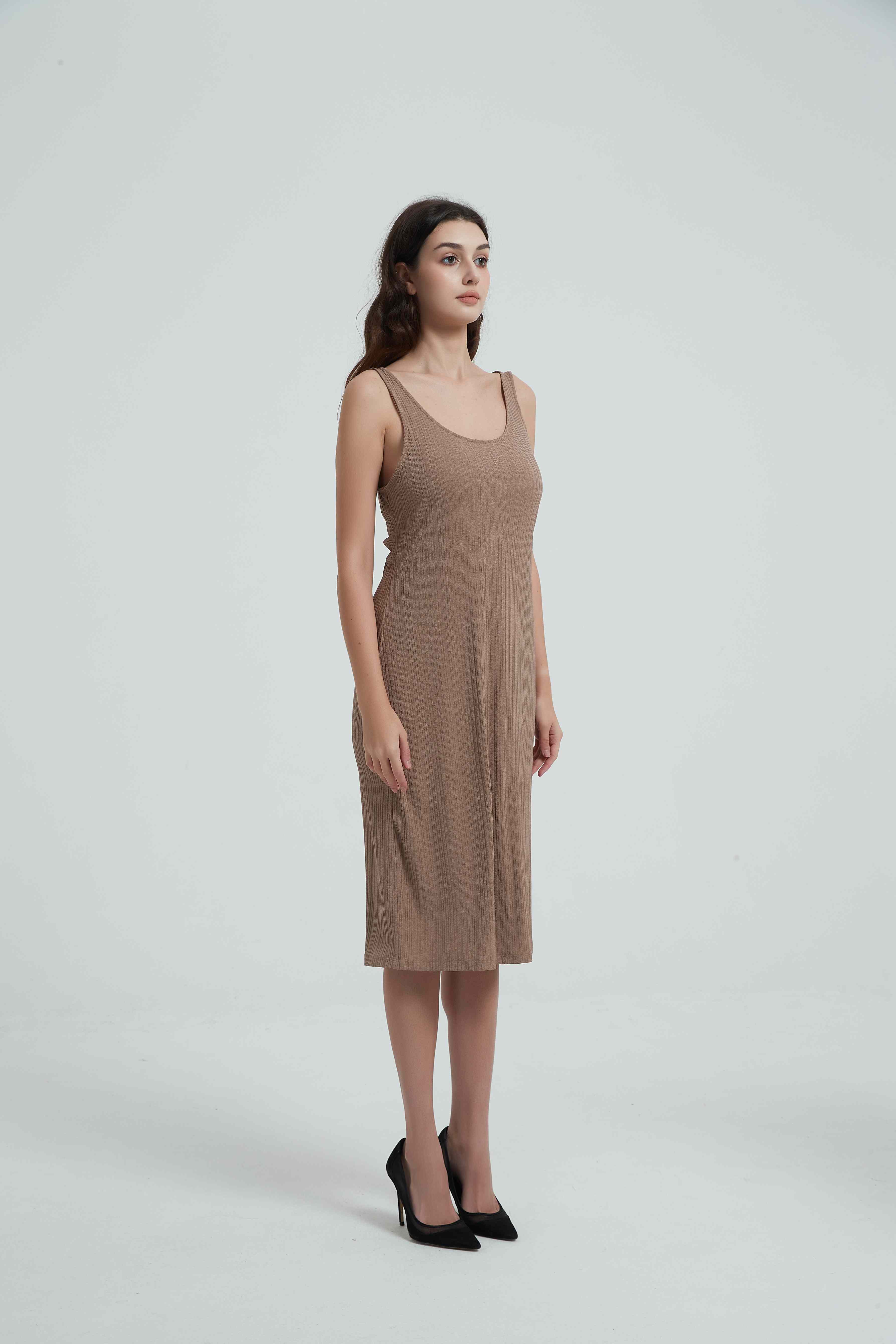 Women's sleeveless maxi dress-light brown