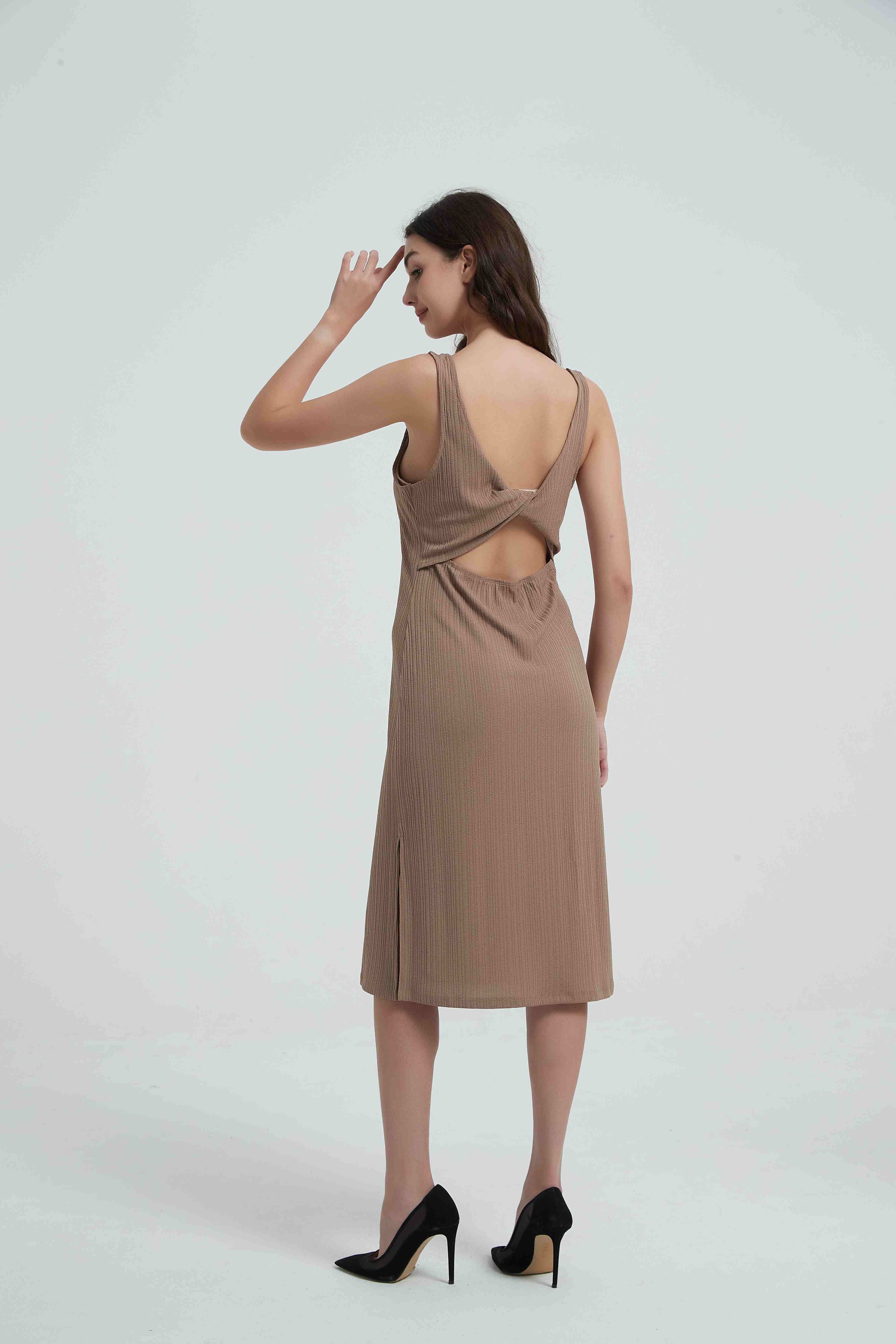 Women's sleeveless maxi dress-light brown