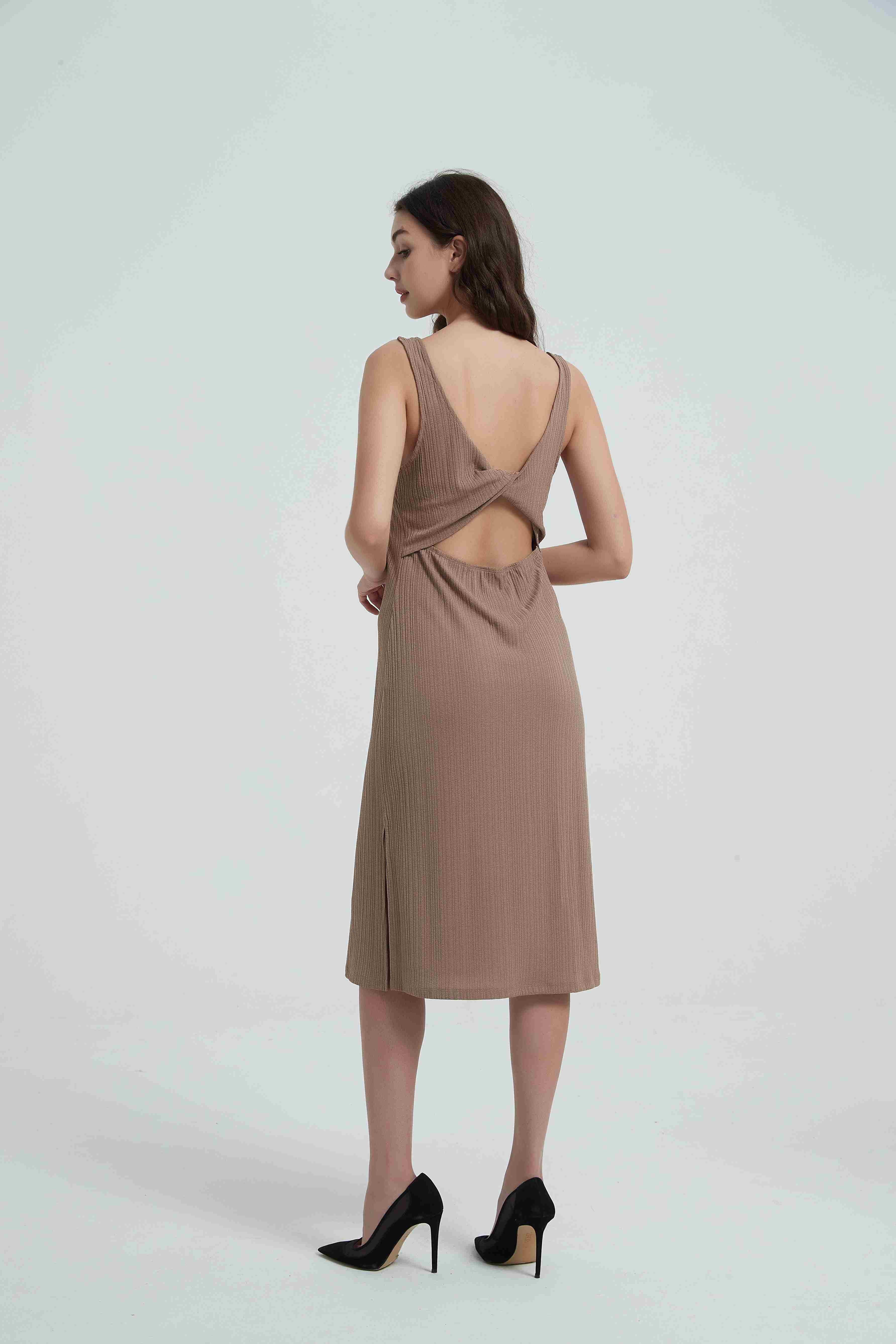 Women's sleeveless maxi dress-light brown