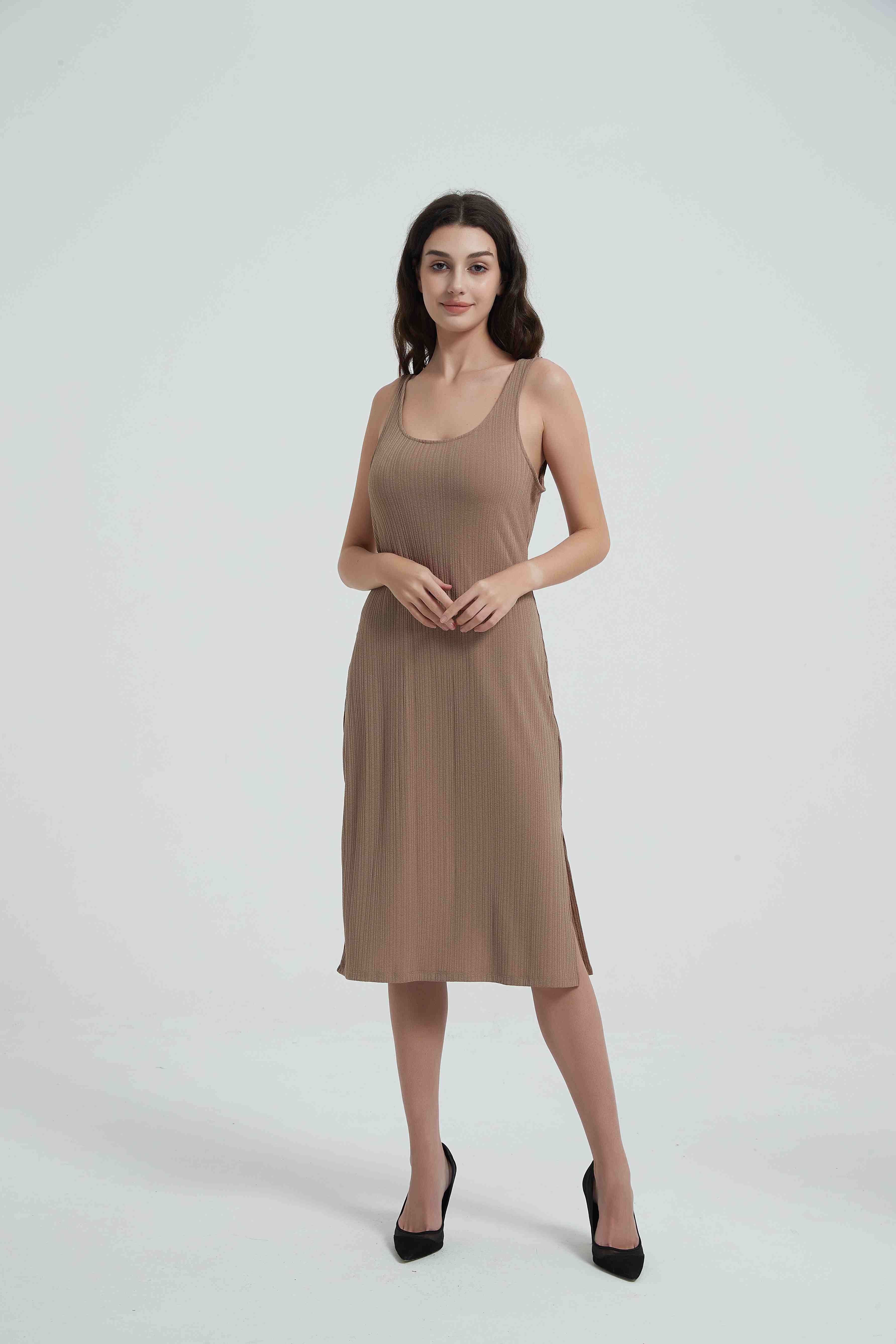 Women's sleeveless maxi dress-light brown