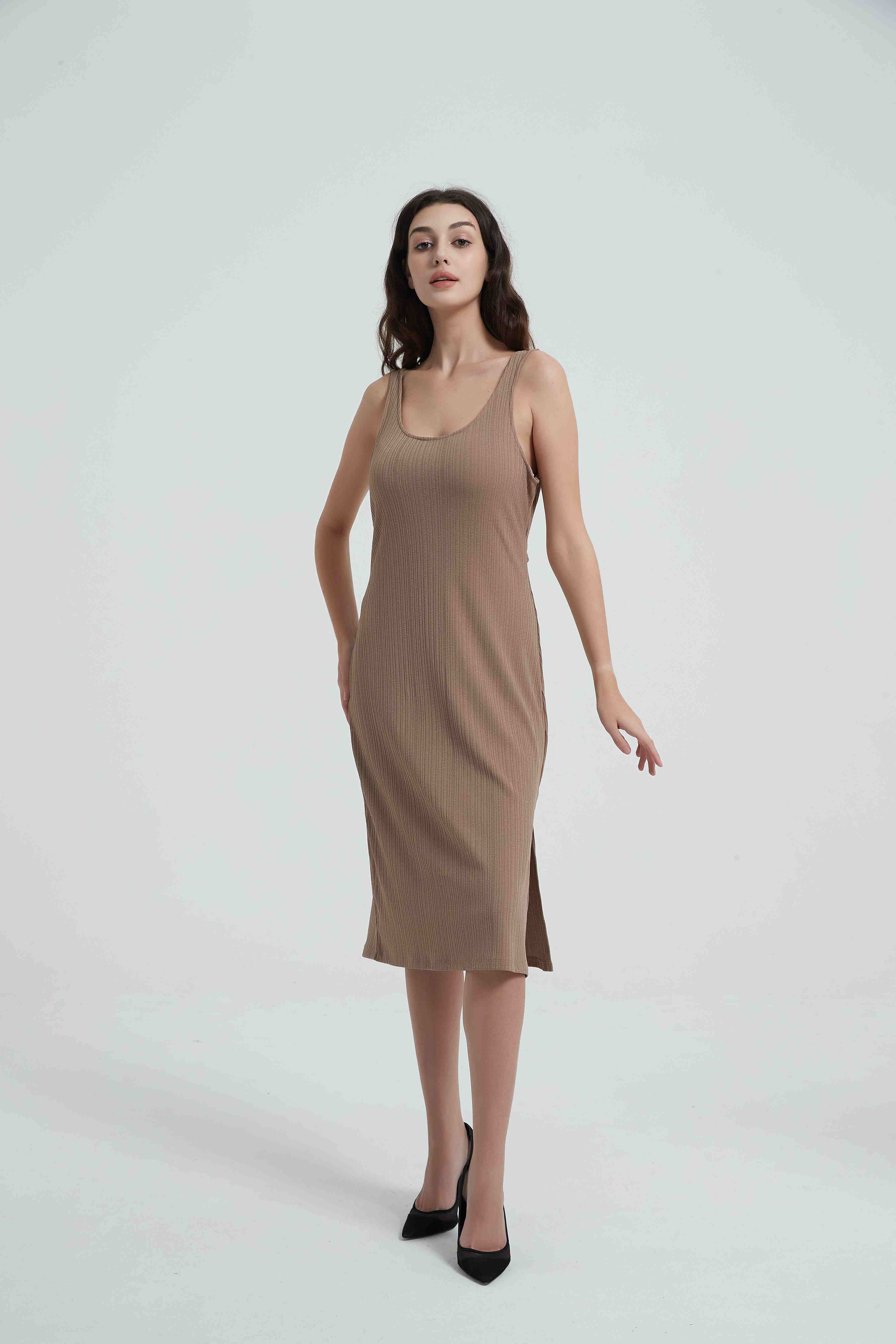 Women's sleeveless maxi dress-light brown